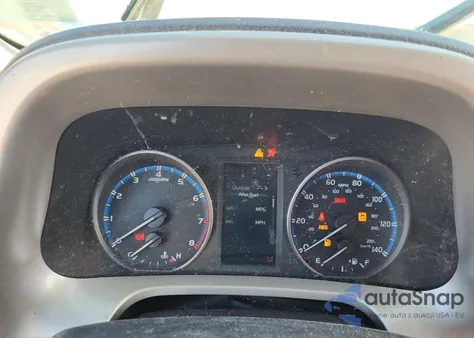 2017 Toyota Rav4 Xle z USA, uszkodzony, nr VIN 2T3WFREV1HW328780